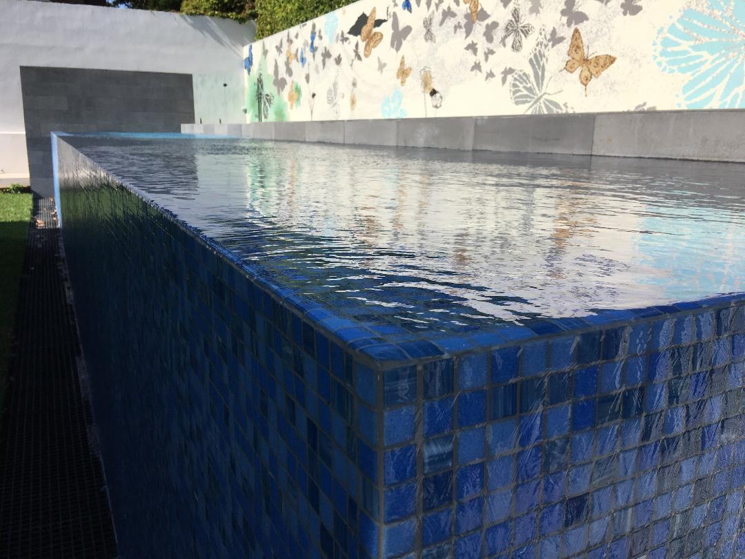 Concrete Swimming Pool and Spa Builder Melbourne