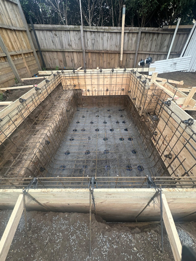 Essendon Steel Venetian Pools Plunge Pool Steel 1
