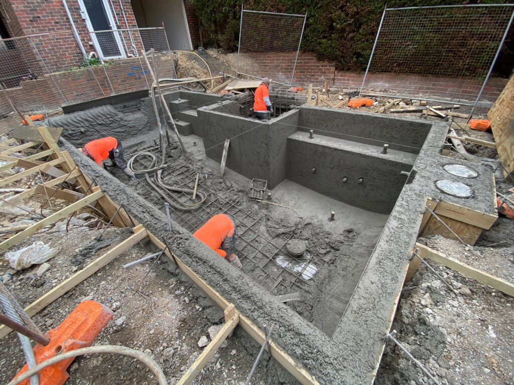 Ivanhoe East Site Venetian Pools Project Remove Existing Pool and Construct New Swimming Pool and Spa