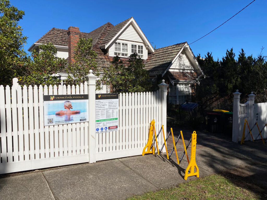 Ivanhoe East Site Venetian Pools Project Remove Existing Pool and Construct New Swimming Pool and Spa